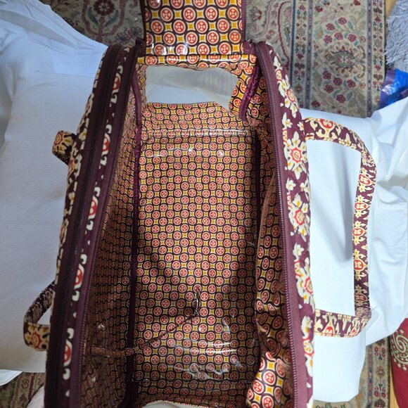 Rare NWT Vera Bradley dog carrier - Picture 3 of 5